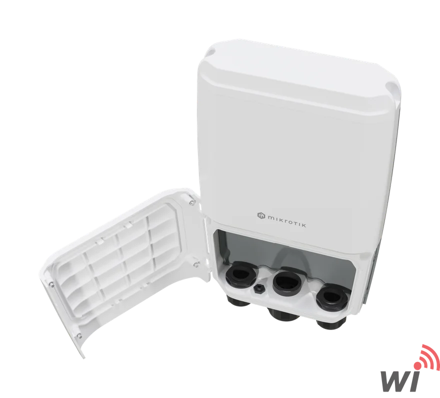 Cloud Router Switch 305-1G-4S+OUT